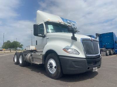 International LT625 Day Cab Truck - 430HP, 10 Speed Automatic