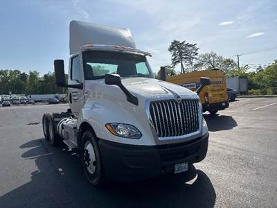 International LT625 Day Cab Truck - 430HP, 10 Speed Automatic