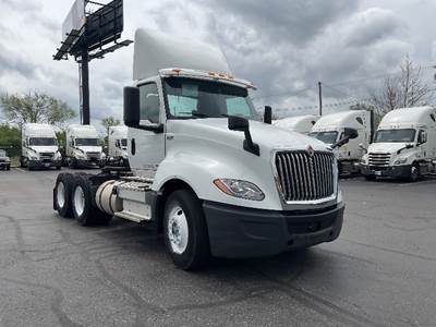 International LT625 Day Cab Truck - 430HP, 10 Speed Automatic