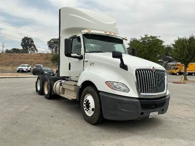 International LT625 Day Cab Truck - 430HP, 10 Speed Automatic