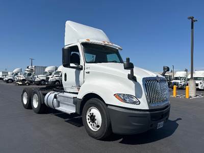 International LT625 Day Cab Truck - 430HP, 10 Speed Automatic