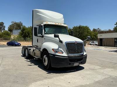 International LT625 Day Cab Truck - 430HP, 10 Speed Automatic