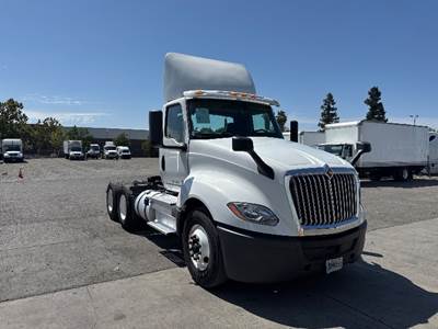International LT625 Day Cab Truck - 430HP, 10 Speed Automatic