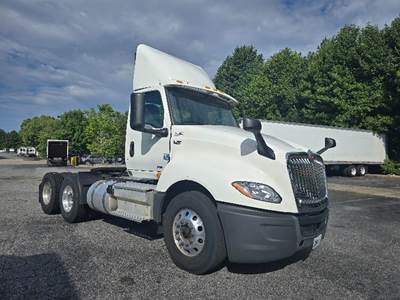 International LT625 Day Cab Truck - 430HP, 10 Speed Automatic