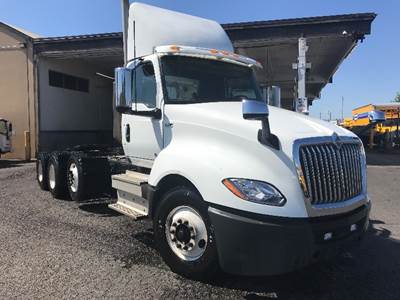 International LT625 Day Cab Truck - Cummins 450HP, 10 Speed Automatic