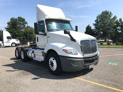 International LT625 Day Cab Truck - 430HP, 10 Speed Automatic