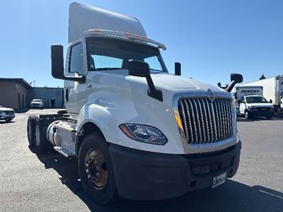International LT625 Day Cab Truck - 430HP, 10 Speed Automatic