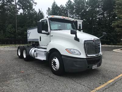 International LT625 Day Cab Truck - 430HP, 10 Speed Automatic
