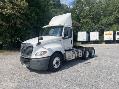 International LT625 Day Cab Truck - 430HP, 10 Speed Automatic