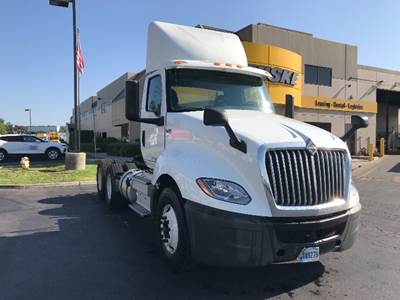 International LT625 Day Cab Truck - 430HP, 10 Speed Automatic