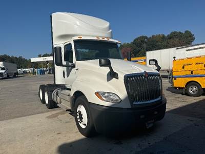 International LT625 Day Cab Truck - 430HP, 10 Speed Automatic