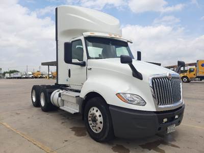 International LT625 Day Cab Truck - 430HP, 10 Speed Automatic
