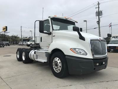 International LT625 Day Cab Truck - 430HP, 10 Speed Automatic