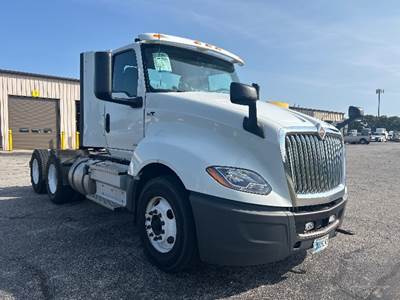 International LT625 Day Cab Truck - 430HP, 10 Speed Automatic