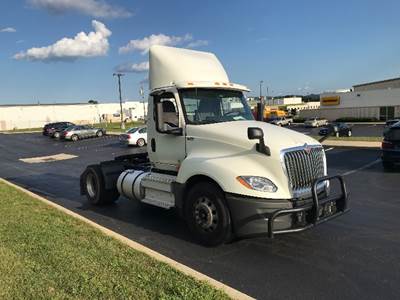 International LT625 Single Axle Day Cab Truck - Cummins 400HP, 10 Speed Automatic