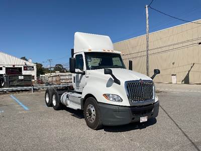 International LT625 Day Cab Truck - 430HP, 10 Speed Automatic