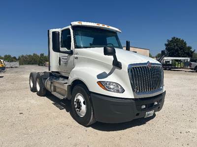 International LT625 Day Cab Truck - 430HP, 10 Speed Automatic