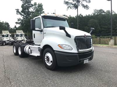 International LT625 Day Cab Truck - 430HP, 10 Speed Automatic
