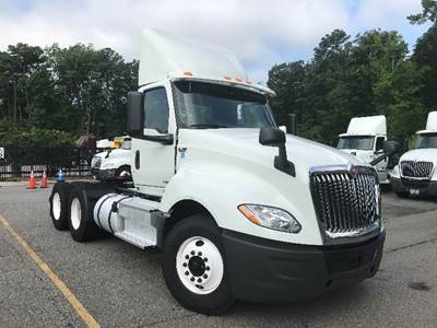 International LT625 Day Cab Truck - 430HP, 10 Speed Automatic