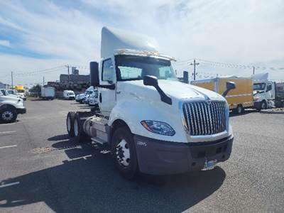 International LT625 Day Cab Truck - 430HP, 10 Speed Automatic