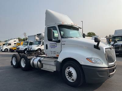 International LT625 Day Cab Truck - 430HP, 10 Speed Automatic