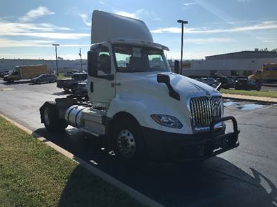 International LT625 Single Axle Day Cab Truck - Cummins 400HP, 10 Speed Automatic