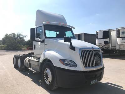 International LT625 Day Cab Truck - 430HP, 10 Speed Automatic