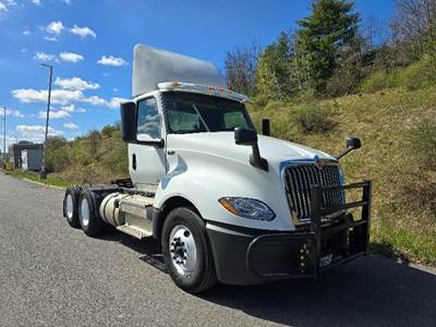 International LT625 Day Cab Truck - 430HP, 10 Speed Automatic