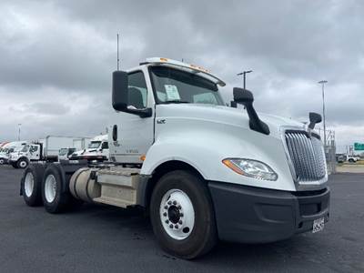 International LT625 Day Cab Truck - 430HP, 10 Speed Automatic