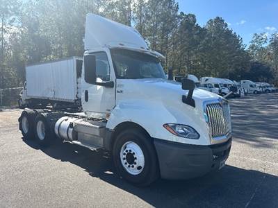 International LT625 Day Cab Truck - 430HP, 10 Speed Automatic