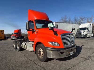 International LT625 Day Cab Truck - 430HP, 12 Speed Automatic