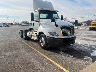 International LT625 Day Cab Truck - 430HP, 10 Speed Automatic