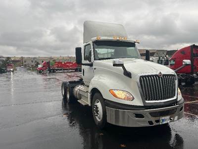 International LT625 Day Cab Truck - Cummins 450HP, 12 Speed Automatic