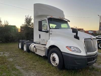 International LT625 Day Cab Truck - 430HP, 10 Speed Automatic