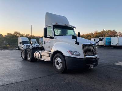 International LT625 Day Cab Truck - 430HP, 10 Speed Automatic