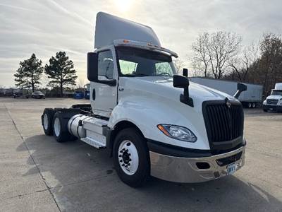 International LT625 Day Cab Truck - 430HP, 12 Speed Automatic