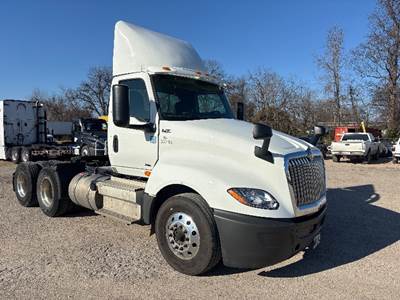 International LT625 Day Cab Truck - 430HP, 10 Speed Automatic
