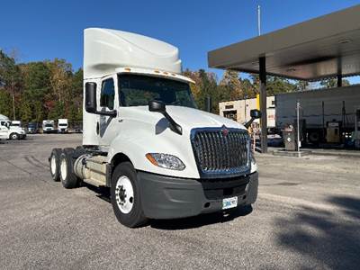 International LT625 Day Cab Truck - 430HP, 10 Speed Automatic