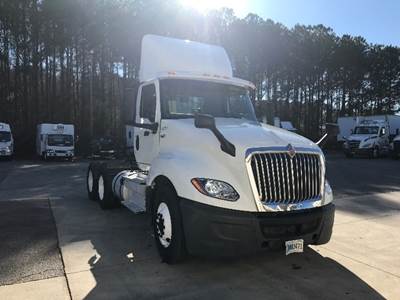 International LT625 Day Cab Truck - 430HP, 10 Speed Automatic