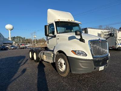 International LT625 Day Cab Truck - 430HP, 10 Speed Automatic