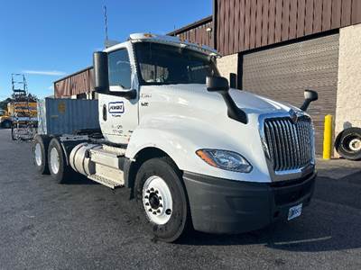 International LT625 Day Cab Truck - 430HP, 10 Speed Automatic