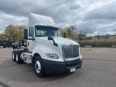 International LT625 Day Cab Truck - 430HP, 10 Speed Automatic