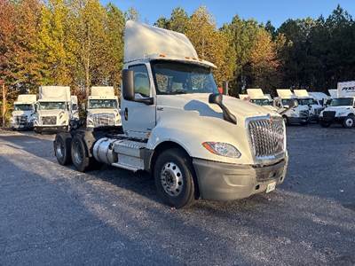 International LT625 Day Cab Truck - 430HP, 10 Speed Automatic