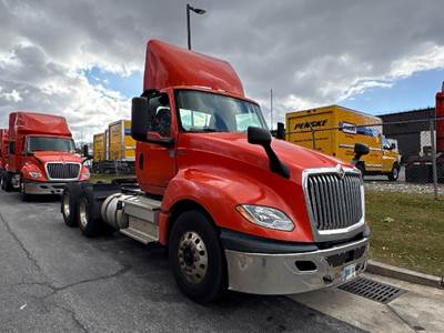International LT625 Day Cab Truck - 430HP, 12 Speed Automatic