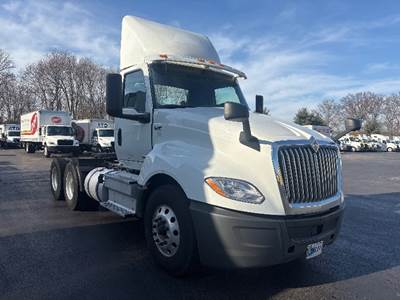 International LT625 Day Cab Truck - 430HP, 12 Speed Automatic