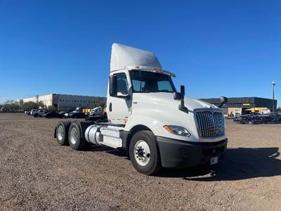 International LT625 Day Cab Truck - 430HP, 10 Speed Automatic