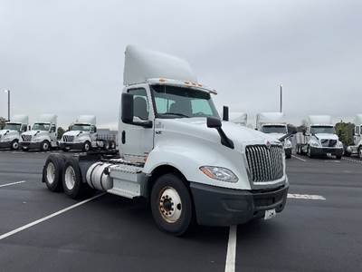 International LT625 Day Cab Truck - 430HP, 10 Speed Automatic