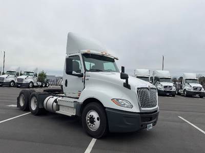 International LT625 Day Cab Truck - 430HP, 10 Speed Automatic