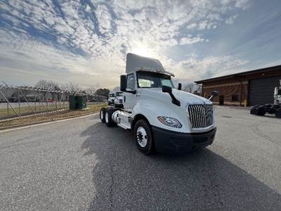 International LT625 Day Cab Truck - 430HP, 10 Speed Automatic