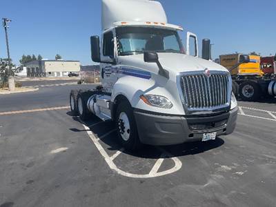 International LT625 Day Cab Truck - 430HP, 10 Speed Automatic